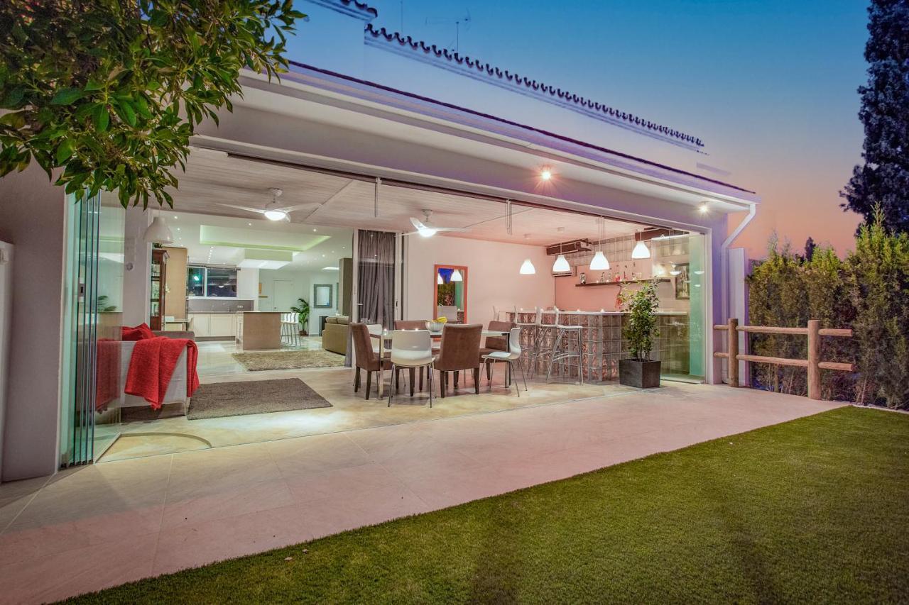 Casa Eucalyptus Family Home 埃斯特波纳 外观 照片